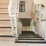 Oyo 91316 Hh Guest House Makassar