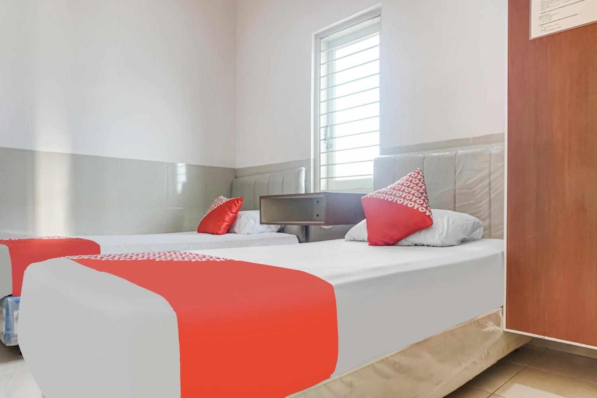Oyo 91316 Hh Hotel 2*